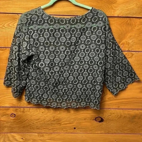 Cosmo Embroidered Lace‎ Top Blouse 3/4 Sleeve Circle Pattern Sheer Gray EVEH - Picture 2 of 5